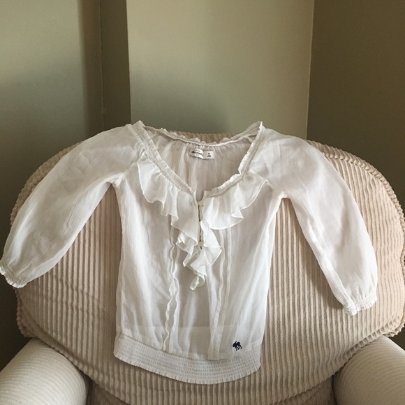 abercrombie kids Other - Kids Ambercrombie sheer white ruffle top size M